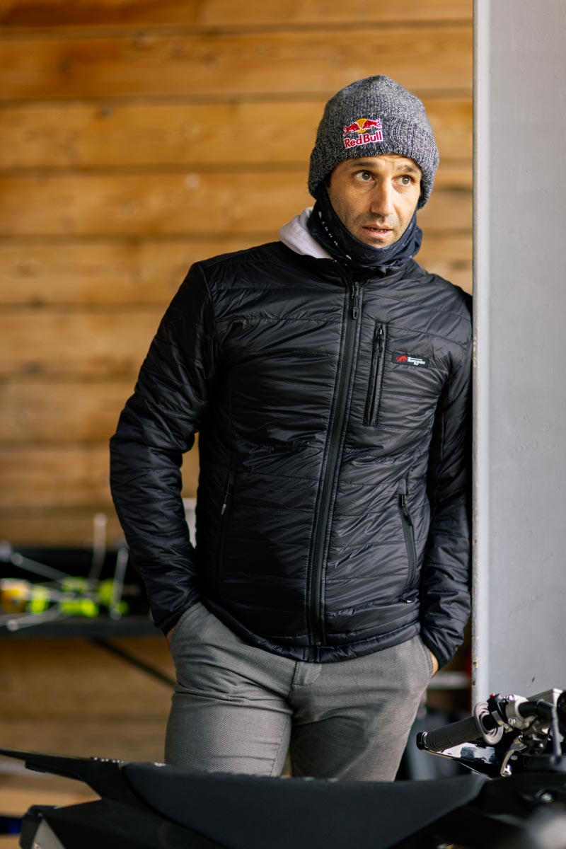 00P_7541_1_rider_johann_zarco_lifestyle_0_7541-1_9_1757514422